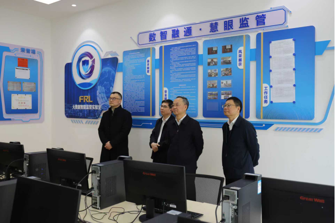 金融监管总局党委书记、局长李云泽带队赴辽宁调研