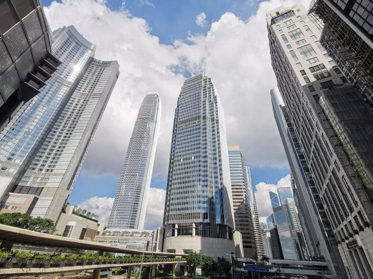 中国证监会发布《关于深化创业板改革 更好服务新质生产力发展的意见》